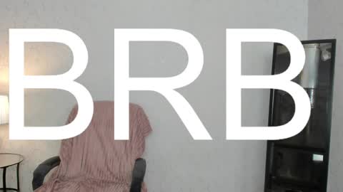 Snapshot of skinnyladyy chatting on 03.10.25 Skinnyladyy online show from 03.10.25