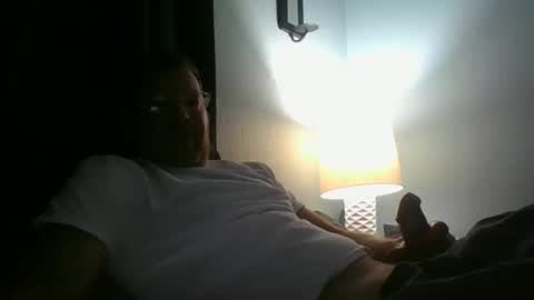 skinnymeat858205 online show from 10.14.25