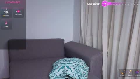 Snapshot of skinnymode chatting on 11.06.25 SkinnyMode online show from 11.06.25