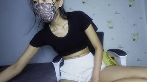 Snapshot of skinnythai4u chatting on 06.12.26 skinnythai4u online show from 06.12.26