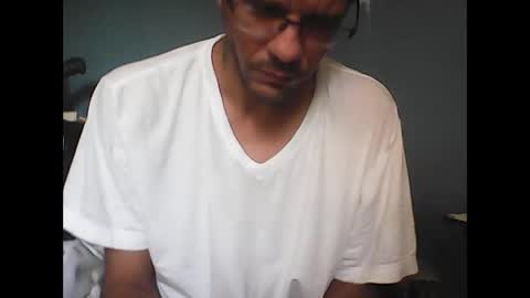 Snapshot of skippy6988 chatting on 10.05.25 Easy-E online show from 10.05.25