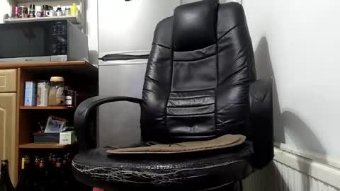 Snapshot of skorpioboy chatting on 01.31.26 Pussy fan online show from 01.31.26