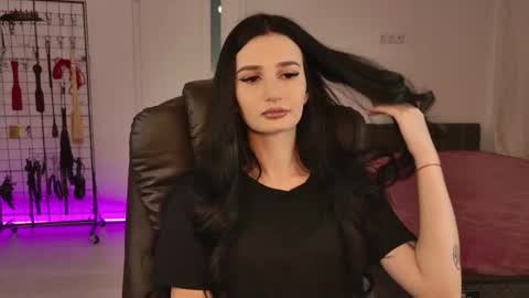 Eliza online show from 03.01.26