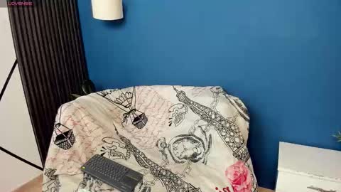 sky_rivers online show from 12.15.25