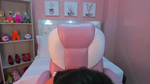 S O F I  online show from 04.19.26