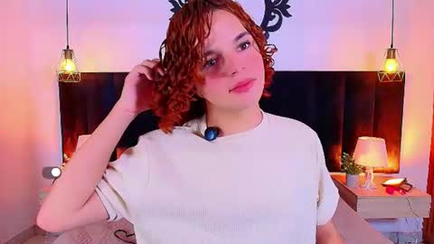 Snapshot of skyee_angel chatting on 07.02.26 Angel online show from 07.02.26
