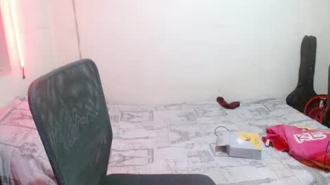 Snapshot of skykar chatting on 06.11.26 reep online show from 06.11.26