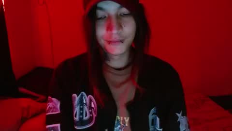 Snapshot of skykar chatting on 07.05.26 reep online show from 07.05.26