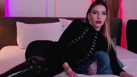 SkylarSpark online show from 11.14.25