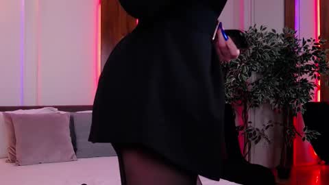 SkylarSpark online show from 01.08.26