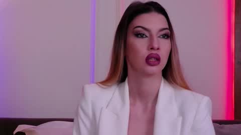 SkylarSpark online show from 01.12.26