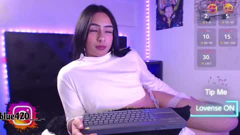 blue online show from 11.11.25