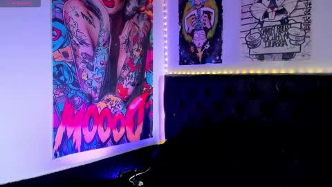 blue online show from 12.22.25