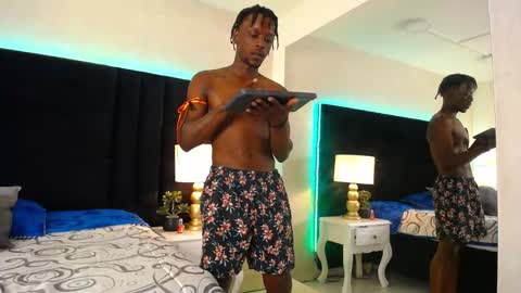 Snapshot of skylerbigxxx chatting on 04.14.26 SKYLERBIGXXX online show from 04.14.26