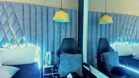 Snapshot of skylerbloom chatting on 03.02.26 skylerbloom online show from 03.02.26