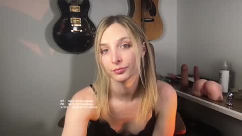 skylerluvsuuu online show from 01.23.25