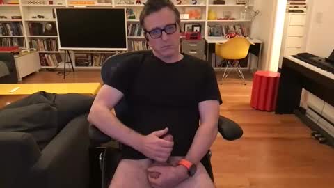 Snapshot of skyline3371 chatting on 12.18.25 Skyline3371 online show from 12.18.25