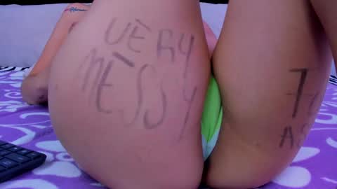 Snapshot of skynny_horney chatting on 01.16.25 Skynny online show from 01.16.25