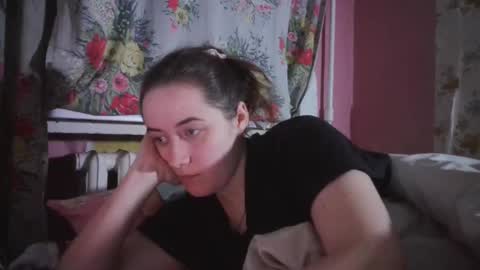 Snapshot of skyressie333 chatting on 12.26.24 skyressie333 online show from 12.26.24