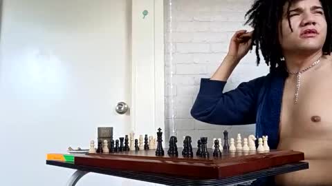 skysnicker online show from 10.18.25