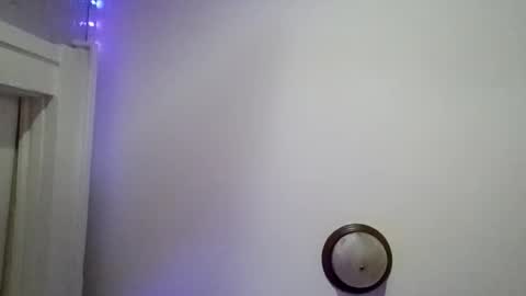 skysnicker online show from 11.19.25