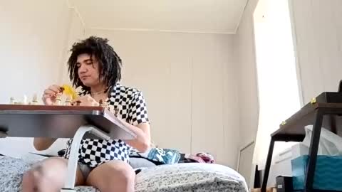 skysnicker online show from 11.24.25