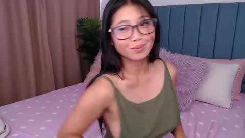 Snapshot of skytime96 chatting on 07.04.26 Sky online show from 07.04.26