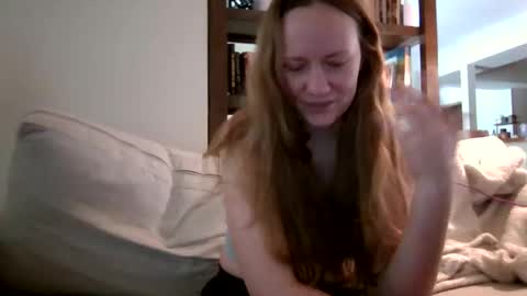 Sky Winters online show from 11.17.25