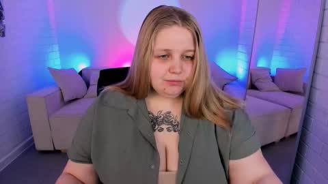 Snapshot of sladadeew chatting on 03.04.26 Slada Deew online show from 03.04.26