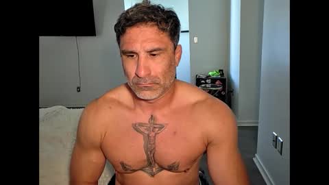 Snapshot of slappysamz chatting on 03.18.26 slappysamz online show from 03.18.26