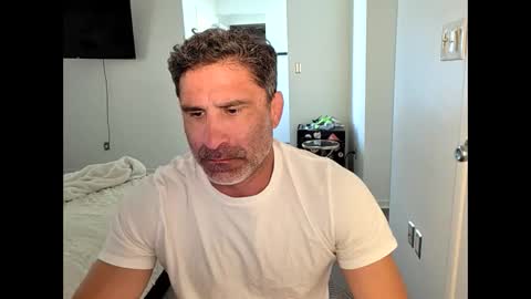 Snapshot of slappysamz chatting on 03.20.26 slappysamz online show from 03.20.26