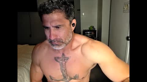 Snapshot of slappysamz chatting on 03.25.26 slappysamz online show from 03.25.26