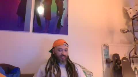 Snapshot of slashfantasy chatting on 12.20.24 slashfantasy online show from 12.20.24