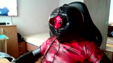 Snapshot of slatexss chatting on 10.13.25 slatexss online show from 10.13.25