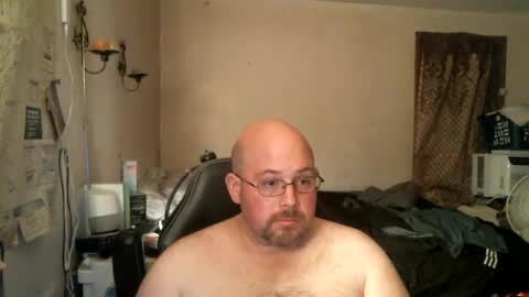 Snapshot of slavejim518 chatting on 01.18.25 slavejim online show from 01.18.25