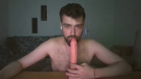 Snapshot of slavic_sword chatting on 04.19.26 slavic_sword online show from 04.19.26