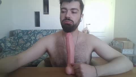 Snapshot of slavic_sword chatting on 04.25.26 slavic_sword online show from 04.25.26