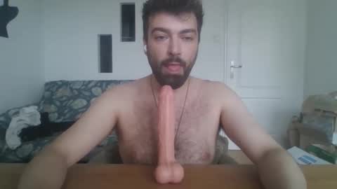 Snapshot of slavic_sword chatting on 05.17.26 slavic_sword online show from 05.17.26