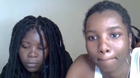 sleciah online show from 11.18.25