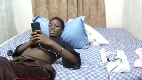 Snapshot of slender_sweetbabe chatting on 11.01.25 slender_sweetbabe online show from 11.01.25