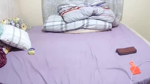 Snapshot of slender_sweetbabe chatting on 03.08.26 slender_sweetbabe online show from 03.08.26