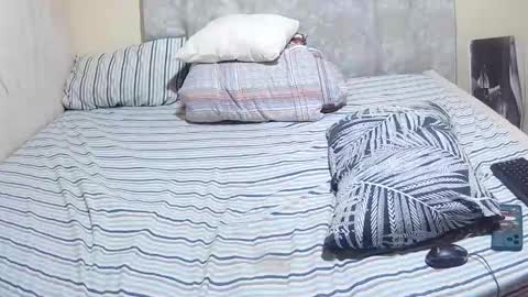 Snapshot of slender_sweetbabe chatting on 04.14.26 slender_sweetbabe online show from 04.14.26