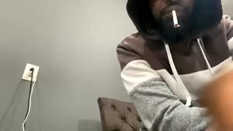 Snapshot of slickerthan12 chatting on 03.05.25 BBC Hanging online show from 03.05.25