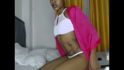 Snapshot of slim_africanha chatting on 02.13.25 slim_africanha online show from 02.13.25