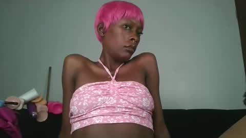 Snapshot of slim_bitch_ chatting on 02.19.26 becky online show from 02.19.26