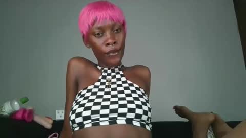 Snapshot of slim_bitch_ chatting on 02.21.26 becky online show from 02.21.26