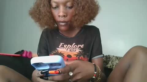 Snapshot of slim_bitch_ chatting on 02.22.26 becky online show from 02.22.26