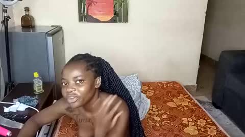 Snapshot of slim_desire15 chatting on 04.01.26 slim desire15 online show from 04.01.26