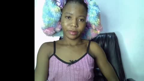 Snapshot of slim_ebonypet chatting on 05.10.26 Crystal online show from 05.10.26