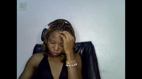 Snapshot of slim_ebonypet chatting on 05.30.26 Crystal online show from 05.30.26